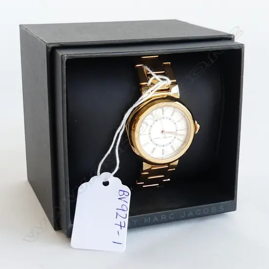 MARC JABOBS WRIST WATCH, IN WORKING ORDER & WITH ORIGINAL BOX 