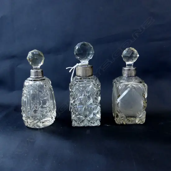 3 STG CAPPED CRYSTAL BOTTLES H.145mm FAULTS TO STOPPERS