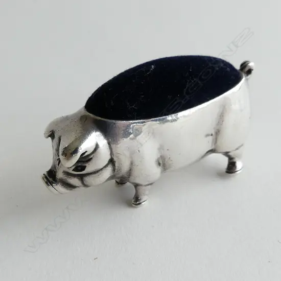 STG SILVER PIG PIN CUSHION LONDON 1999 23.8 GRAMS