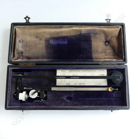 AMSLERS PLANIMETER G. CORADI ZURICH SWITZERLAND - SURVEYORS INSTRUMENT FOR MEASURING AREAS IN CASE 