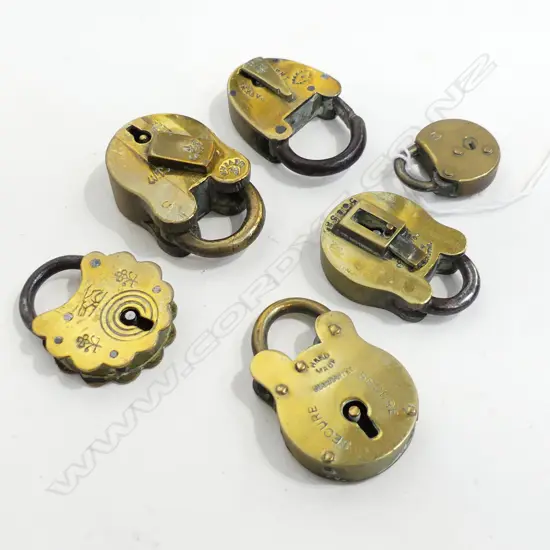 6 SMALL VINTAGE LOCKS H.50mm