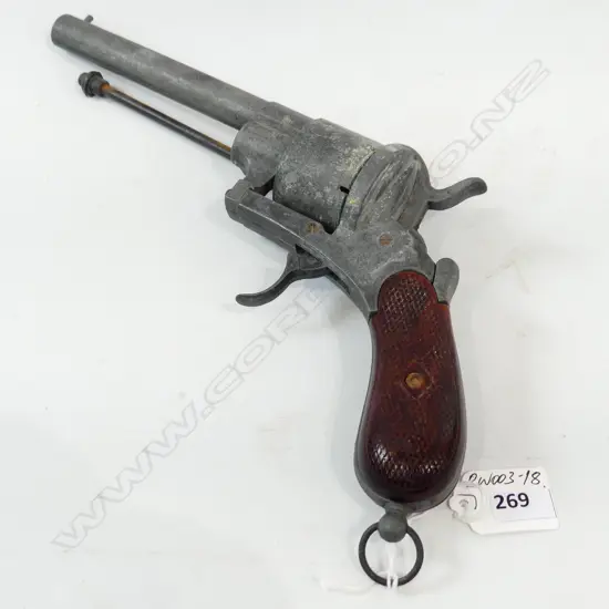 REPLICA ANTIQUE REVOLVER