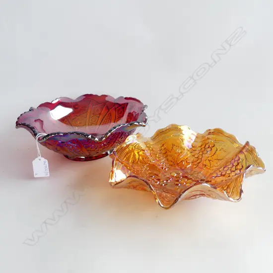 2 CARNIVAL GLASS PLATES 255mm dia