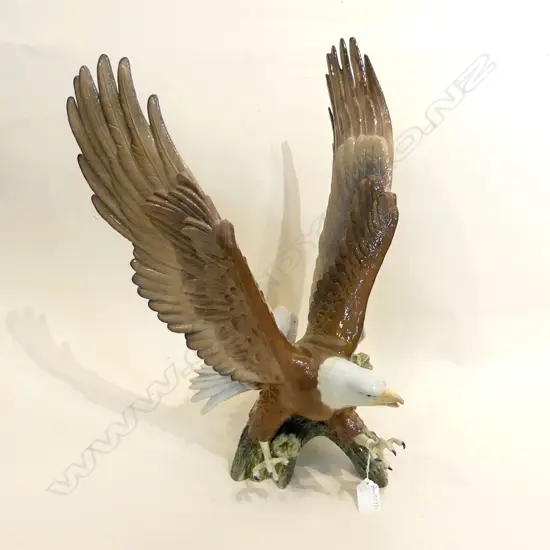 LG LLADRO EAGLE PROFESSIONAL WRIGHTWAYS RESTORATION TO 1 CLAW H.480mm