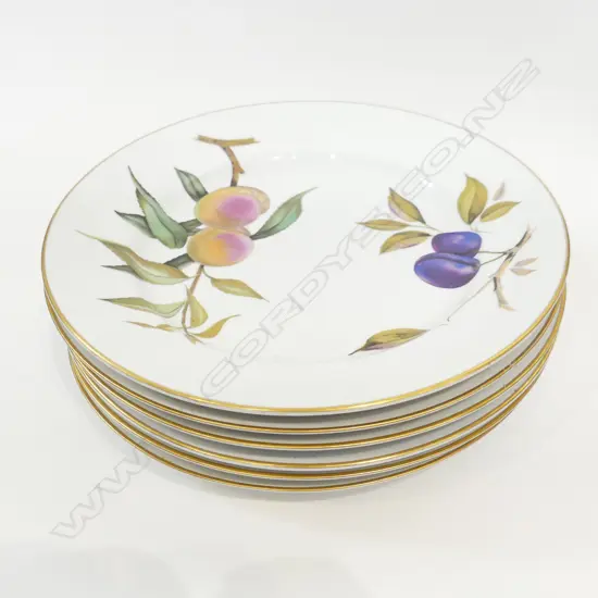 6 ROYAL WORCESTER EVESHAM DINNER PLATES 255mm dia