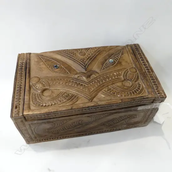 CARVED WOODEN MAORI BOX W.235mm