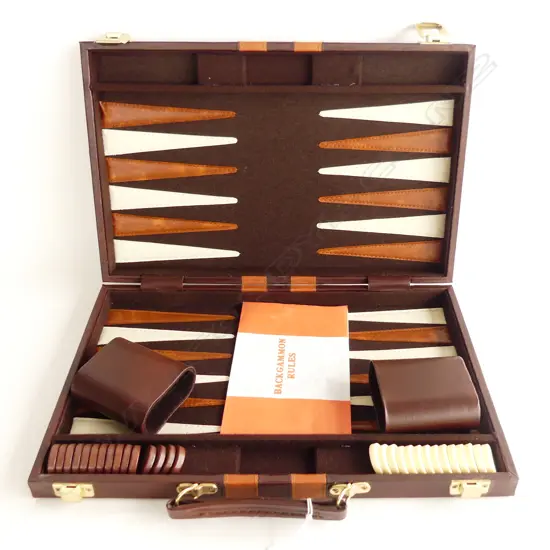 CASED BACKGAMMON SET 
