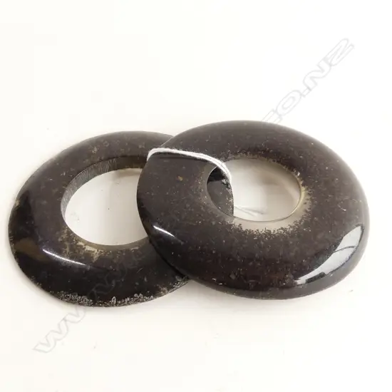 PR KIM BRICE ROUND SCULPTURES, RESIN & SAND, DIA 95MM C 1980'S