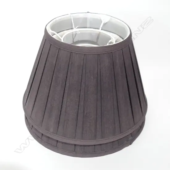 PR QUALITY PLEATED LAMP SHADES H.200mm / 310mm dia