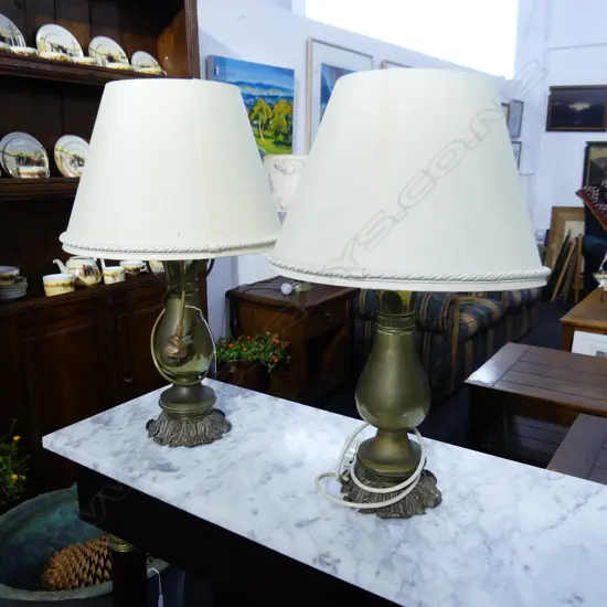 PR LAMPS; BRASS BASE w. CREAM SHADES H.580mm