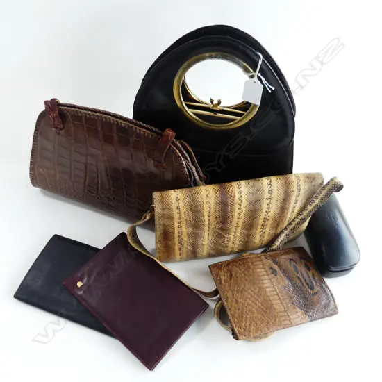 3 VINTAGE HANDBAGS; CROC ETC + 3 WALLETS + PR RAY BAN SUNGLASSES (DAMAGE)