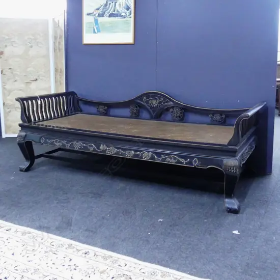 LG EBONISED DAY BED 2200x900x725mm