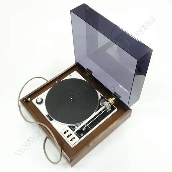 VINTAGE 'GARRARD 0100' TURNTABLE