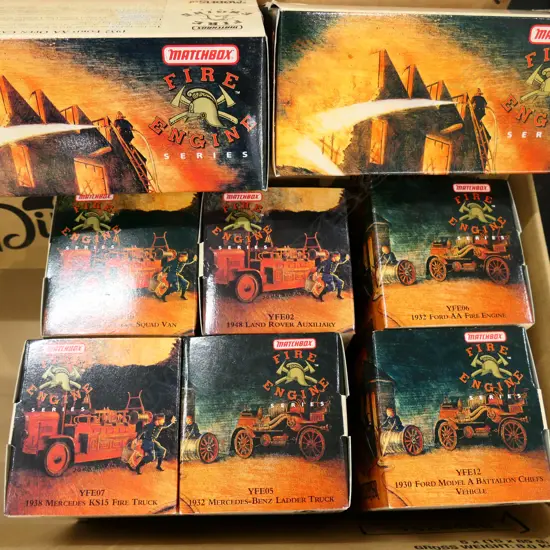 8 MODELS OF YESTERYEAR FIRE ENGINES, ALL BOXED