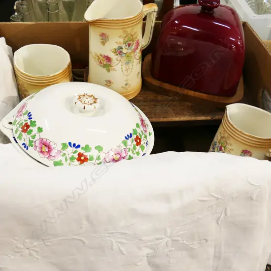 BOX LOT 2 PCE EARLY 20thC BED LINEN, 3 BLUSH JUGS, RORSTRAND CHEESE DOME, WOODEN STOOL