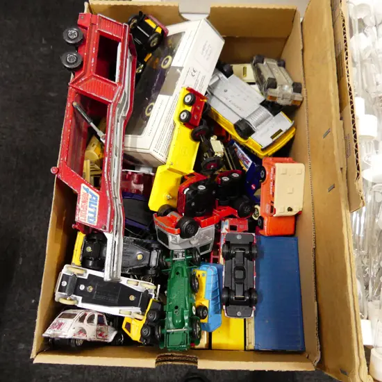 BOX LOT ASST. MATCHBOX CARS ETC