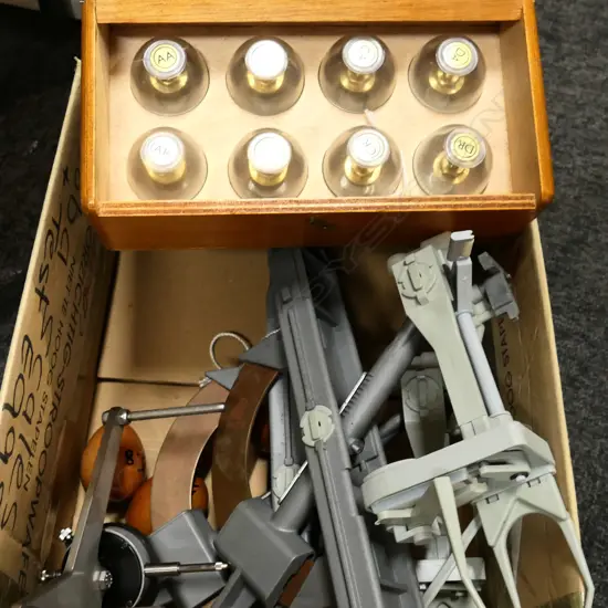 BOX LOT EGG EQUIPMENT; HAUGH UNIT TESTER, 2 SCALES, SET OF BOXED EGG WEIGHTS