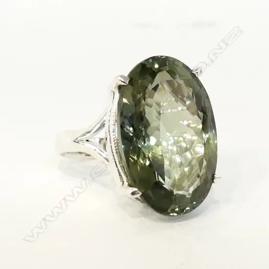 LG GREEN OVAL AMETHYST & 925 SILVER RING