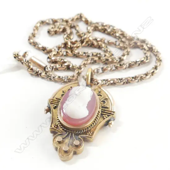 ANTIQUE 9CT GOLD CAMEO PENDANT ON 9CT CHAIN FAULTS