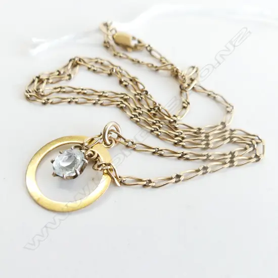 9CT GOLD CHAIN/9CT GOLD & AQUAMARINE? PENDANT 5gm