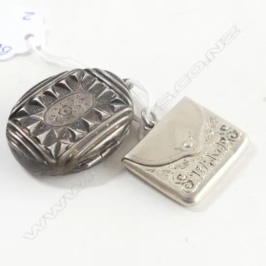 VICT. SILVER LOCKET & 'STAMPS' SATCHEL HOLDER Chester 1904