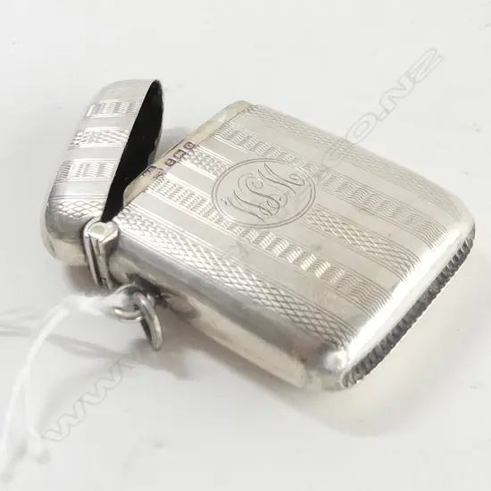 LGE SILVER MACHINE ENGRAVED VESTA BIRM. 1913 W SUSPENSION LOOP