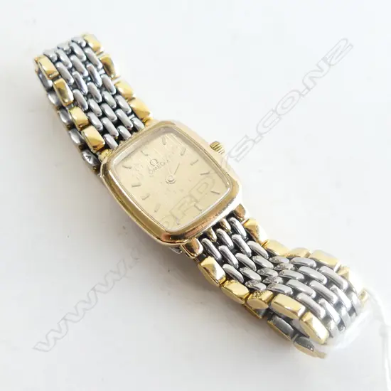 LADIES OMEGA DEVILLE WRISTWATCH 