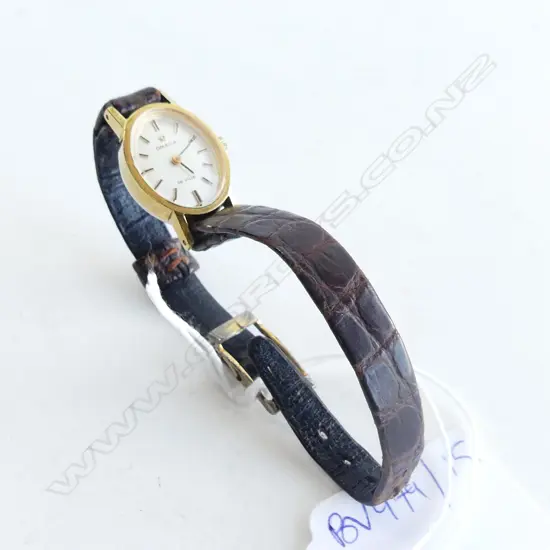 LADIES OMEGA DEVILLE WRISTWATCH OVAL FACE