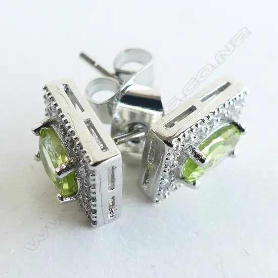 PERIDOT, CRYSTAL & 925 SILVER STUD EARRINGS