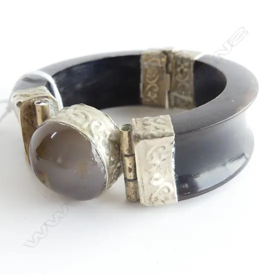 ETHNIC BANGLE 55mm int. dia.