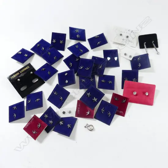 BAG STG. SILVER EAR STUDS