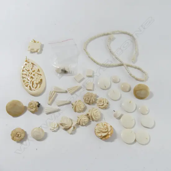 BAG ASST. IVORY & BONE JEWELLERY ETC