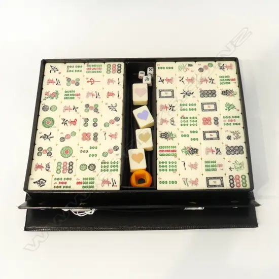 CASED MAH JONG SET