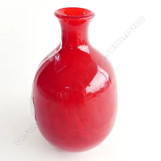 RED ART GLASS VASE H.220mm
