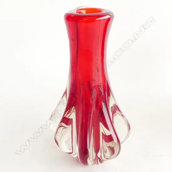 RED ART GLASS VASE H.200mm