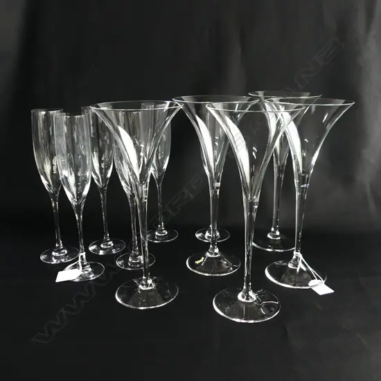 11 CHAMPAGNE FLUTES; 6 ORREFORS H.240mm, 5 HUTSCHENREUTHER H.260mm