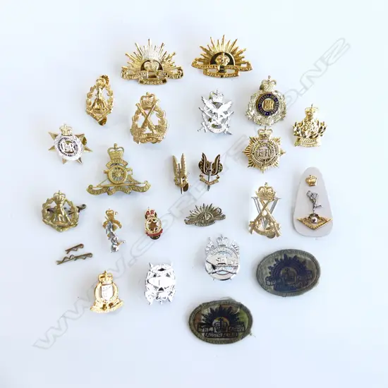 23 ASST. AUSTRALIAN MILITARY CAP BADGES ETC (SOME RESTRIKES)