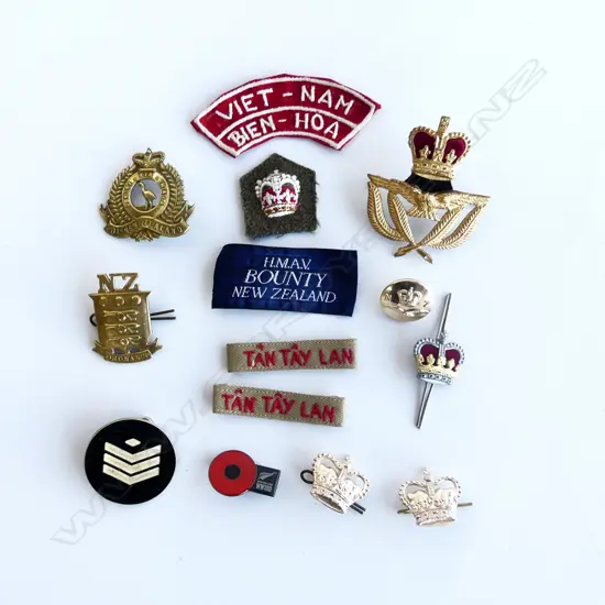 14 ASST. NZ MILITARY BADGES ETC