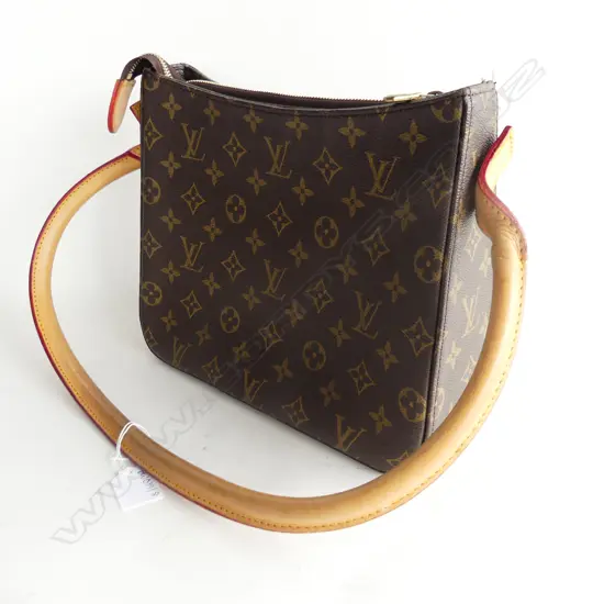LOUIS VUITTON HANDBAG W.265mm some wear