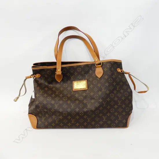 FAUX LOUIS VUITTON CARRY BAG W.600mm