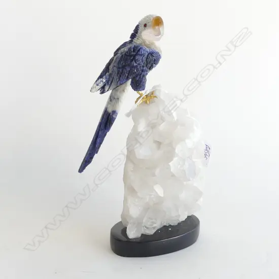 ROCK CRYSTAL CARVED PARROT ON CRYSTAL BASE.H.205mm