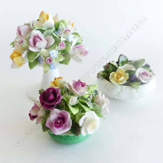 3 FLORAL ORNS ROYAL DOULTON H145MM STAFFORTSHIRE H90MM& AYNSLEY DIA 100MM