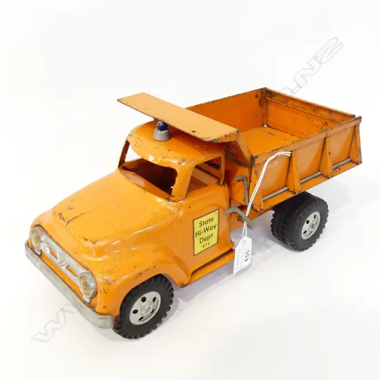 TONKA USA MADE ORANGE TRUCK 1950's L.320mm says 'State Highway Dept. 975"