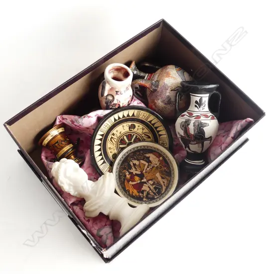 SM BOX OLD GREEK & ROMAN REPLICAS; BUST, VASES, ETC..