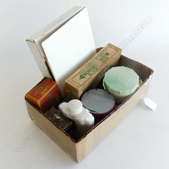 SMALL BOX ADVERTIZING BOXES TALC  POLICE  WALL  BADGE ETC