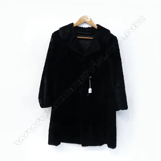 BLACK FAUX FUR LADIES JACKET