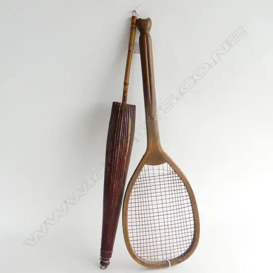 VINTAGE WAX PAPER UMBRELLA + WOODEN TENNIS RACQUET 'THE DEMON' H.690mm