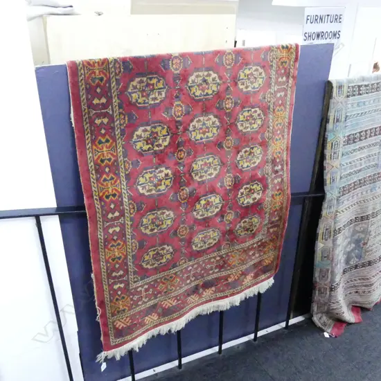 MACHINE KNOTTED RED & GOLD RUG 1500x900mm