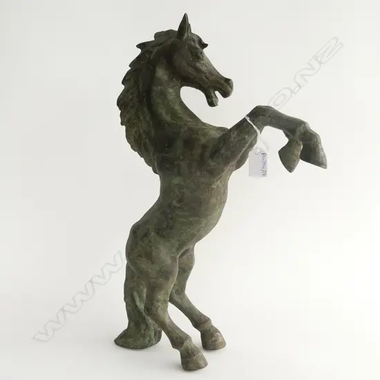 STANDING BRONZE HORSE L.440mm leg repaired