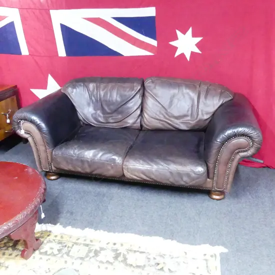 ROLLED ARM LEATHER SOFA W.2150mm